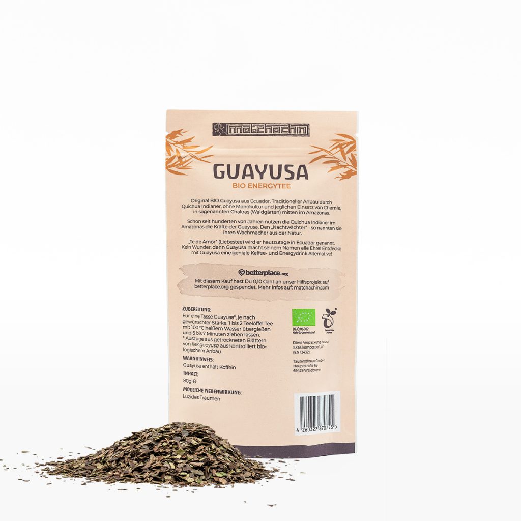 Guayusa Tee Packshot mit Teeblättern vor der Verpackung, Rückseite
